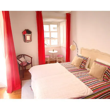 Myroom Лиссабон